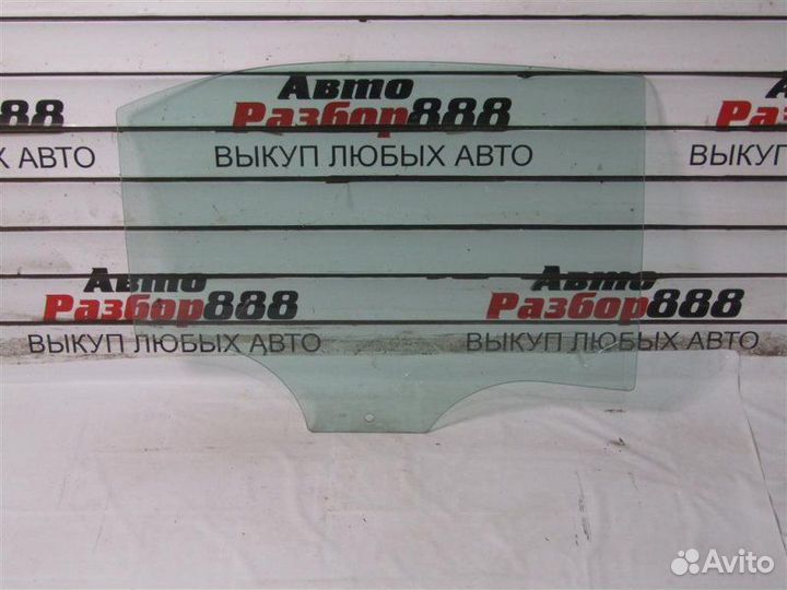 Стекло двери заднее правое Skoda Rapid 1.6 CWV 110
