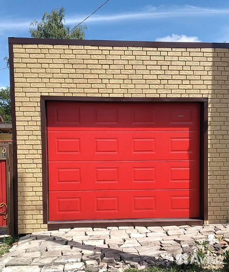 Автоматические секционные ворота