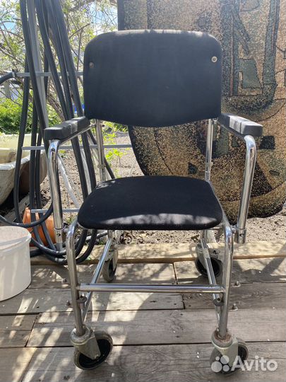 Стул для инвалидов
