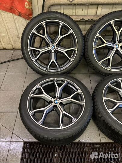 Оригинал BMW X5 G05 X6 G06 Nokian 275/40R21