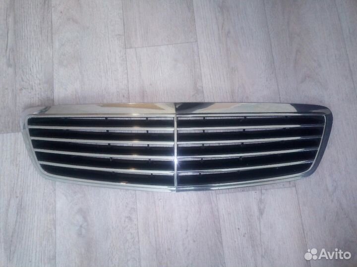 Решетка радиатора мерседес S