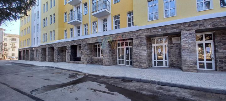 Торгово-офисное помещение с отдельным входом