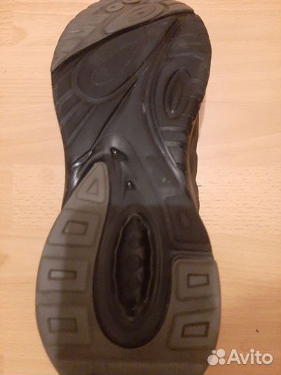 Кроссовки мужские 44-45 размера бу