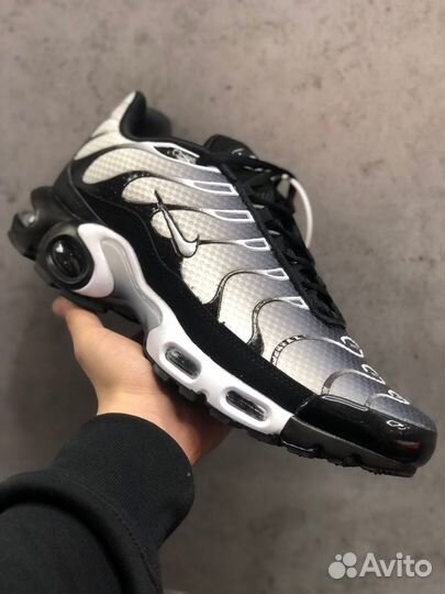 Nike AIR MAX plus TN Белые