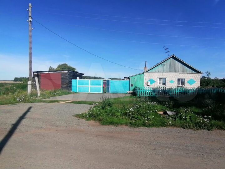 Дом 52,4 м² на участке 12 га