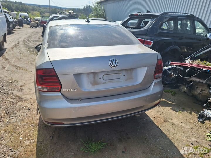 Volkswagen polo 5 sedan 1.6 в разборе