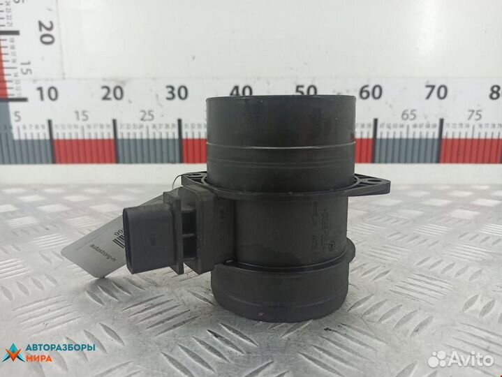 Расходомер воздуха Audi A5 8T 2010 03G906461C