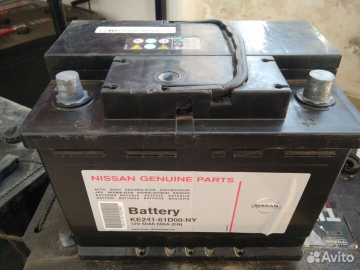 60 Ач аккумулятор б/у Nissan KE241-61D00-NY