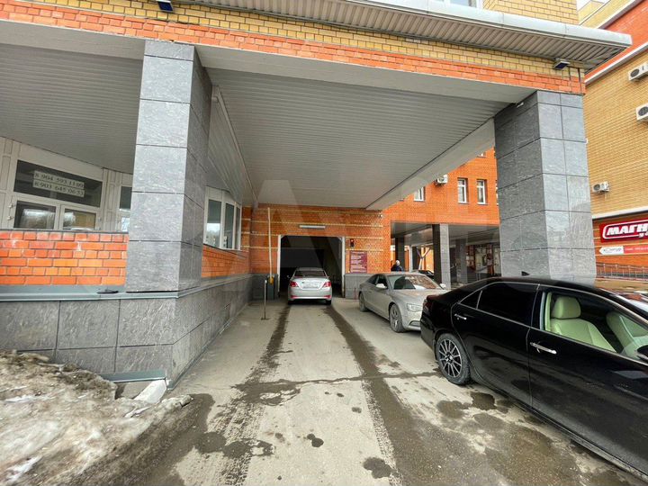 Машиноместо, 16 м²