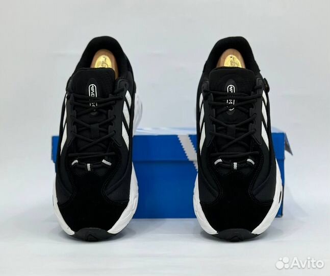 Кроссовки мужские Adidas Oznova