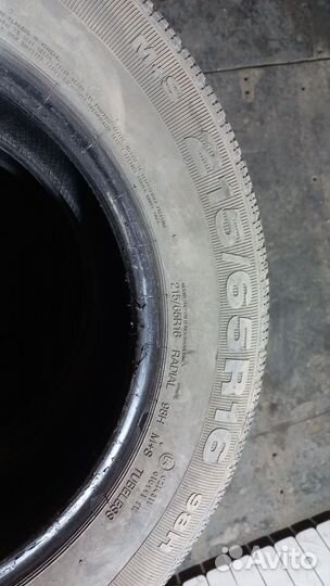 Шины 215 65 16 летние бу