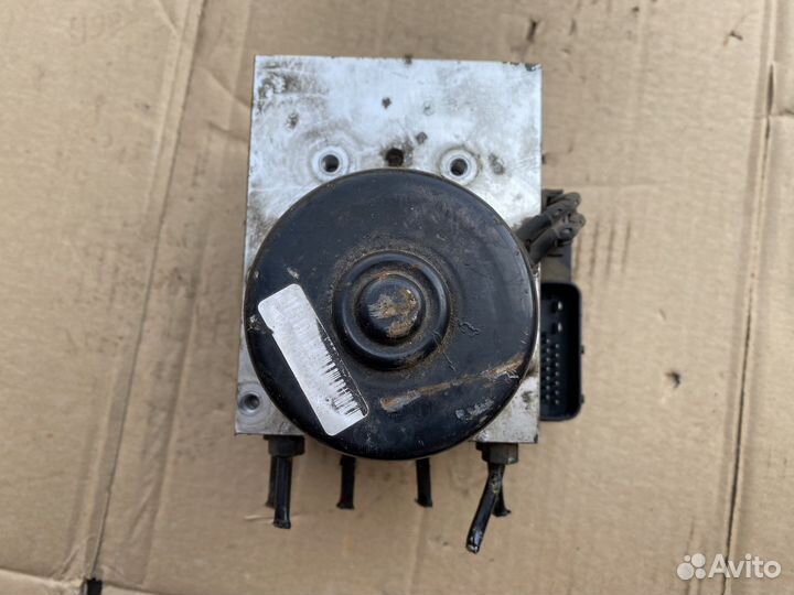 Блок ABS Volkswagen Golf 4
