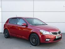 Kia Ceed 1.6 AT, 2012, 131 575 км, с пробегом, цена 1 049 000 руб.