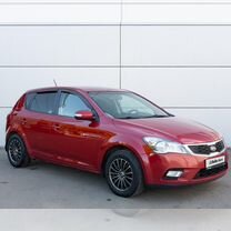 Kia Ceed 1.6 AT, 2012, 131 575 км, с пробегом, цена 1 049 000 руб.