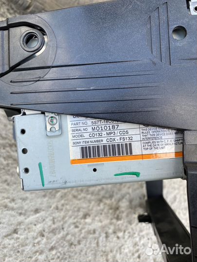 Автомагнитола sony с кансолью форд мондео