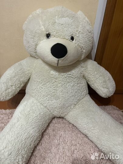 Плюшевый медведь (1 метр)