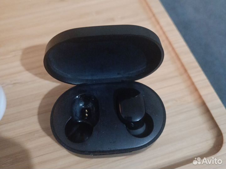 Беспроводные наушники