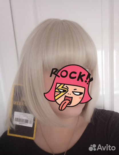 Парик - скандинавский блонд. Каре