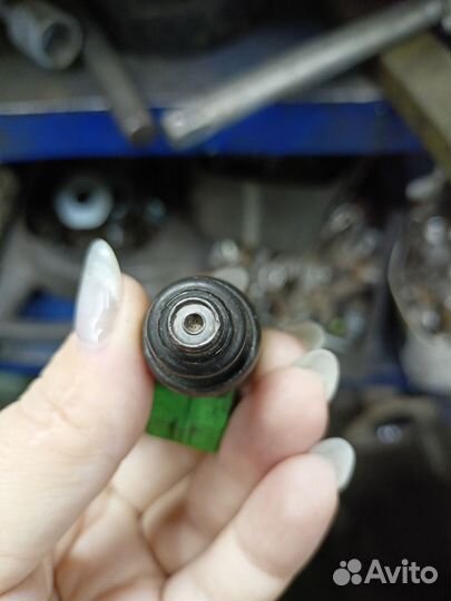 Форсунка топливная Audi