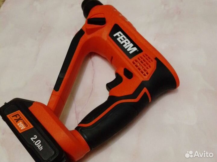 Электрический инструмент