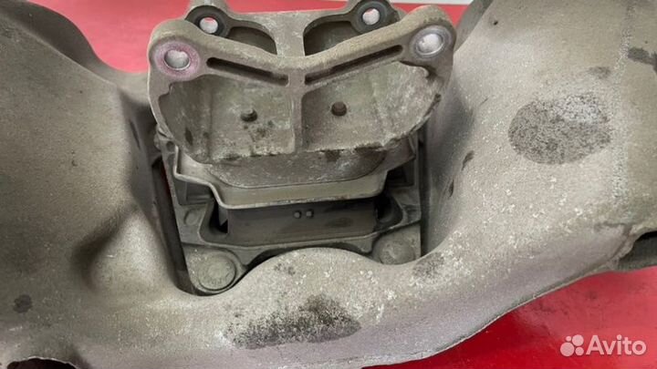 Подушка АКПП задняя Audi A6 C6 BDW 2.4 2004—2008