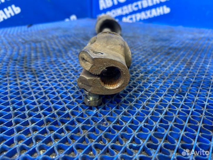 Рулевой карданчик Toyota Carina E седан 3S-FE 1992