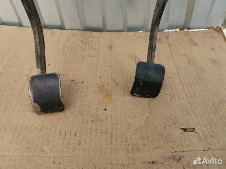 Педальный узел УАЗ 2206011 1998