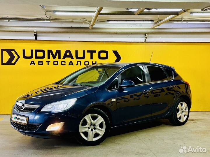 Opel Astra 1.6 МТ, 2011, 185 000 км