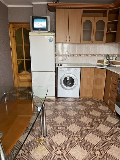 2-к. квартира, 80 м², 4/5 эт.