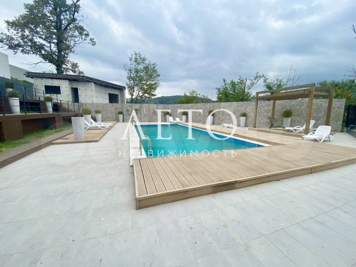 2-к. апартаменты, 75,2 м², 1/3 эт.