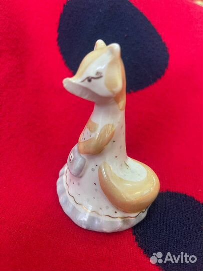 Фарфоровая статуэтка Лиса Патрикеевна Сысерть