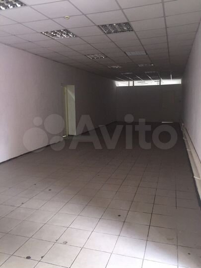 Помещение свободного назначения, 1100 м²