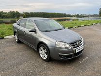 Volkswagen Jetta 1.6 MT, 2008, 277 340 км, с пробегом, цена 665 000 руб.