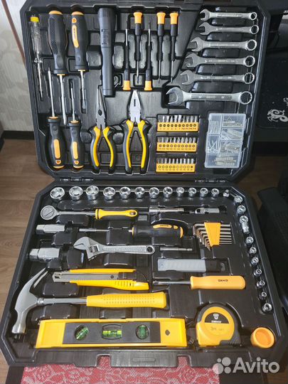 Набор инструментов,новый