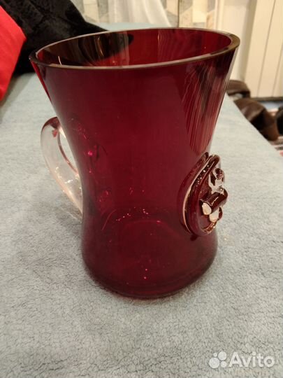 Кружка-ваза рубинового оттенка, стекло, СССР