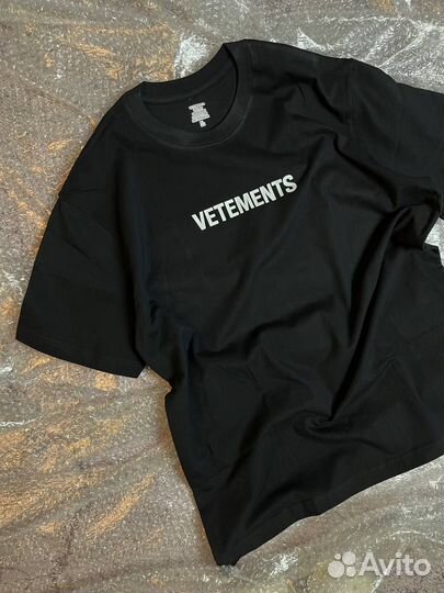 Футболки Vetements оверсайз