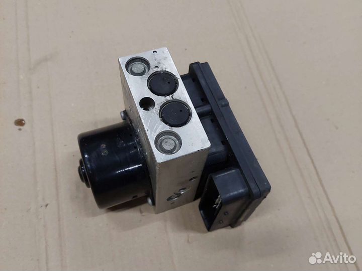 Блок abs Mercedes C180 W203 1.8