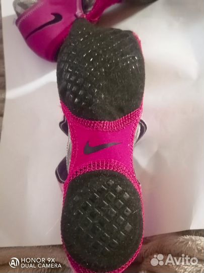 Спортивные балетки Nike