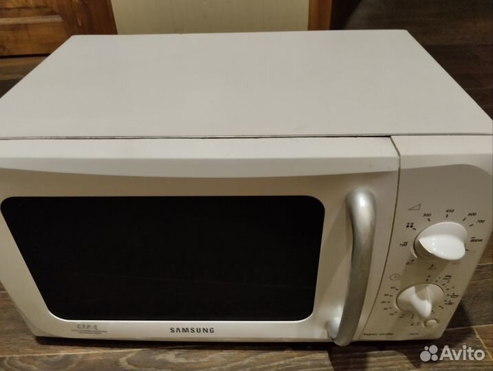 Микроволновая печь с грилем Samsung PG81R