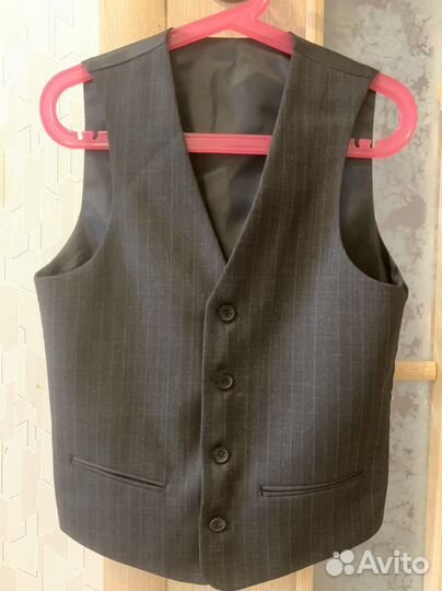 Школьный костюм на мальчика 134