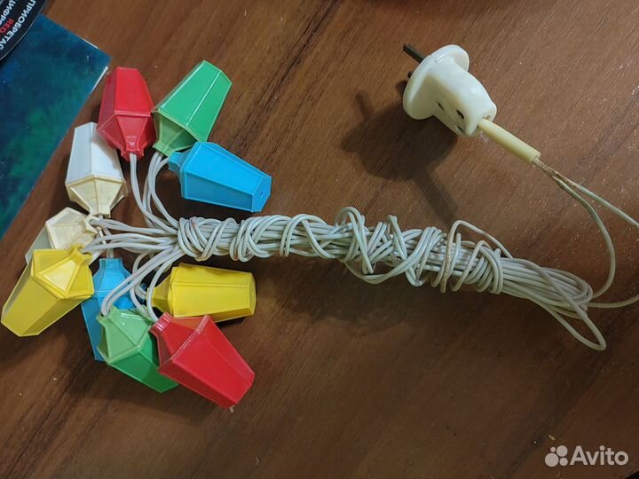 Гирлянда на запчасти (рабочая лампы на 18 вольт)