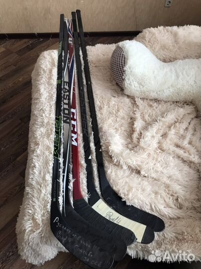 Клюшки хоккейные новые