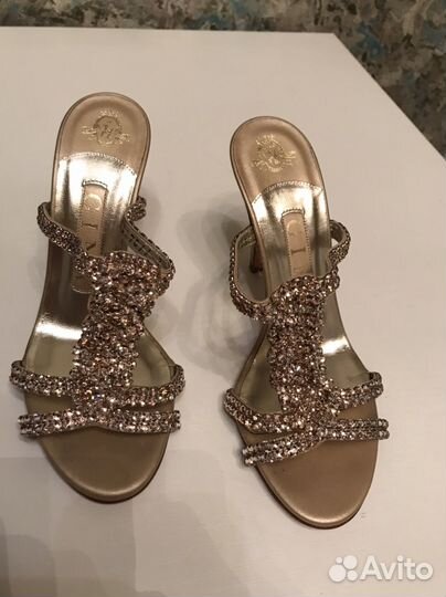 Босоножки Gina 35р