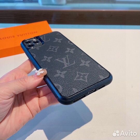 Чехол для iphon Louis Vuitton monogram