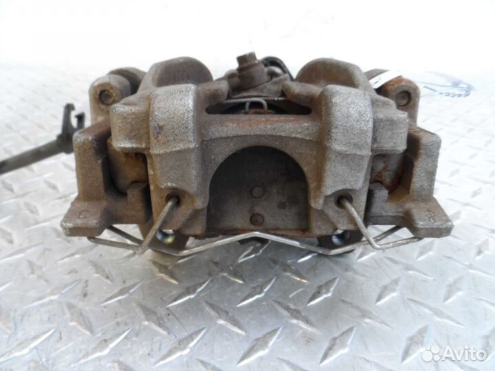 Суппорт задний левый Ford Fusion 2 USA DG9C2D251A