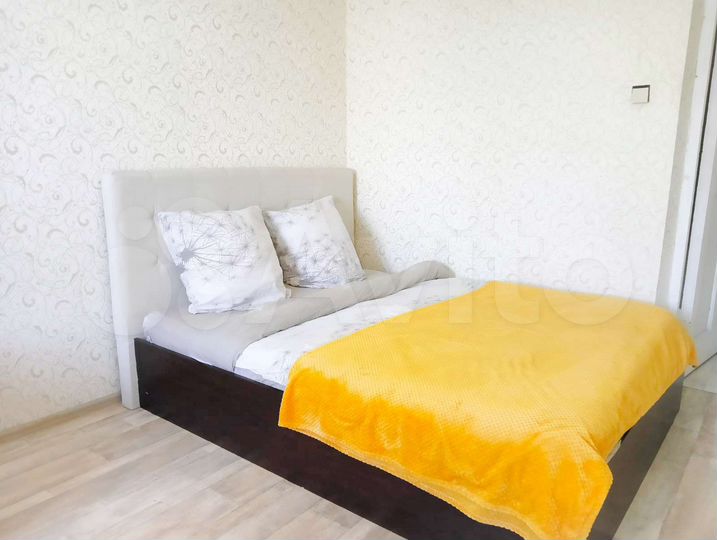 2-к. квартира, 54 м², 4/4 эт.