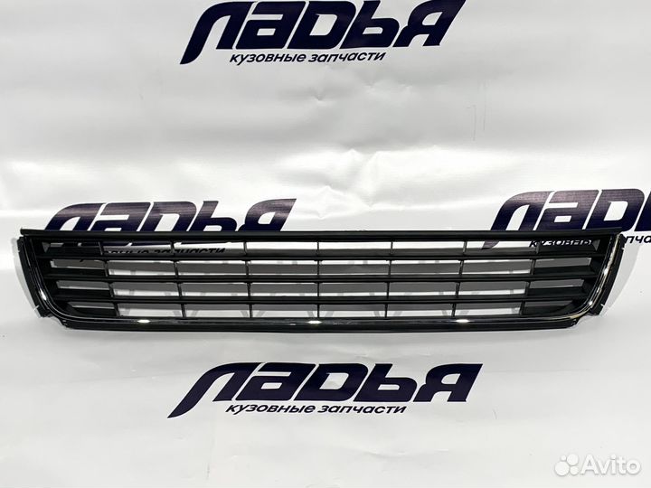 Решетка бампера Polo(10-15) хром