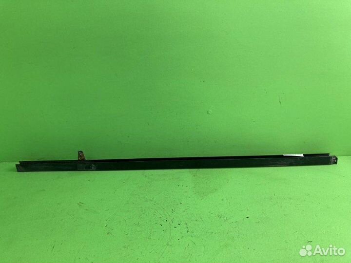 Направляющая стекла двери DAF XF105