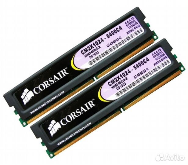 Б/у озу Dimm 2Gb PC2-5400(675) DDR2 Corsair CM2X10