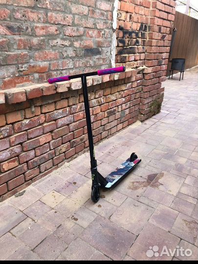 Трюковой самокат tech team стрит